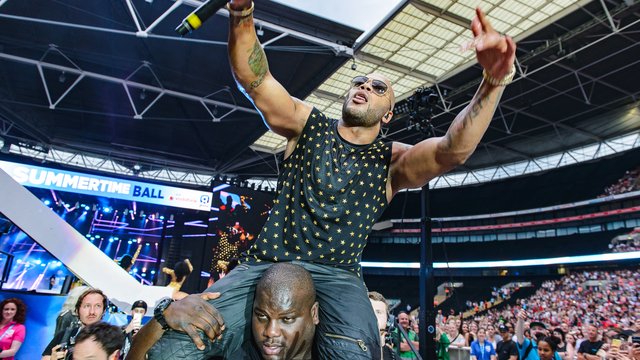 Flo Rida at the Summertime Ball 2016