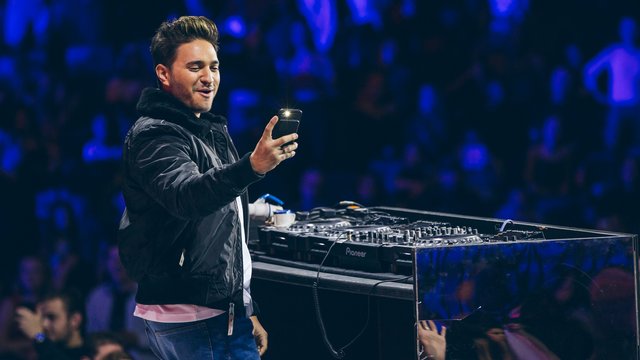 Jonas Blue at the Jingle Bell Ball 2017